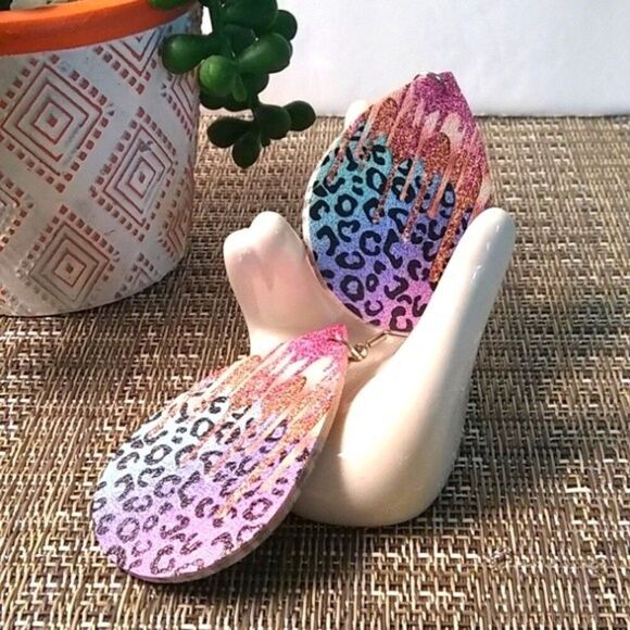 Leopard Print Paint Drizzle Teardrop Earrings - Picture 3 of 3